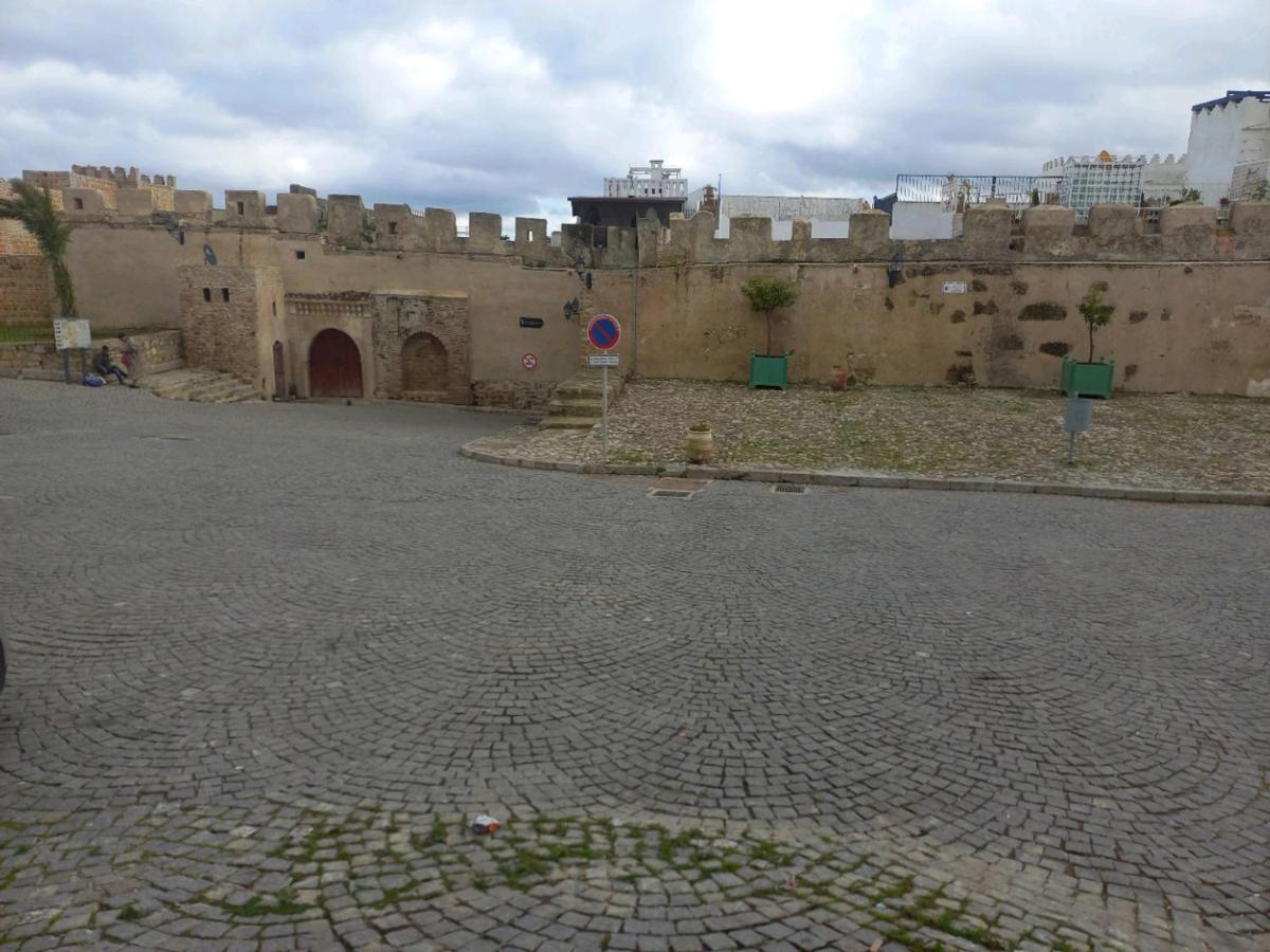 Dar Tazrout Appartement Tanger Buitenkant foto